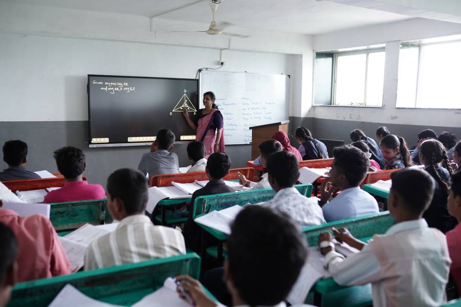 SM Public School, Paranda (41)
